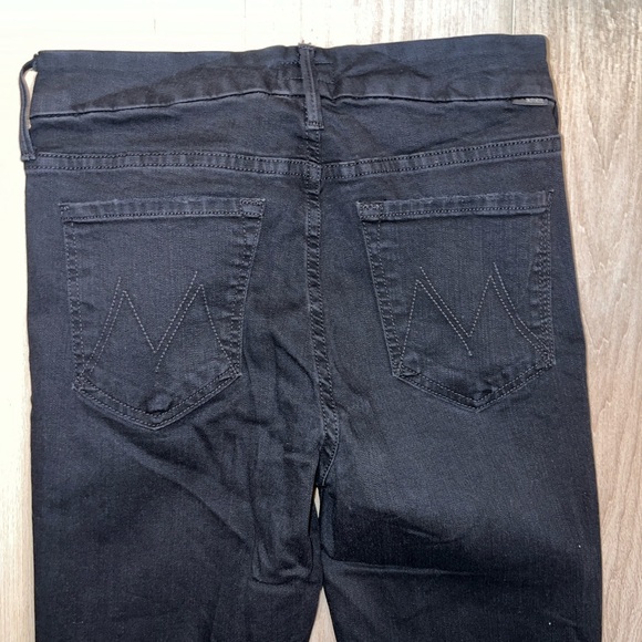 Mother Looker Ankle Fray Jeans Size 26 Guilty As Sin Distressed Black Denim - Picture 11 of 12